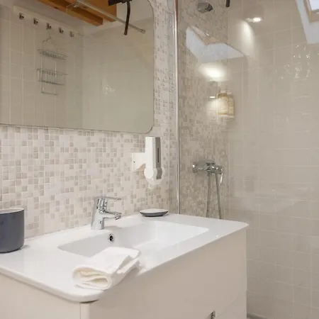 Tomas Loft Porto