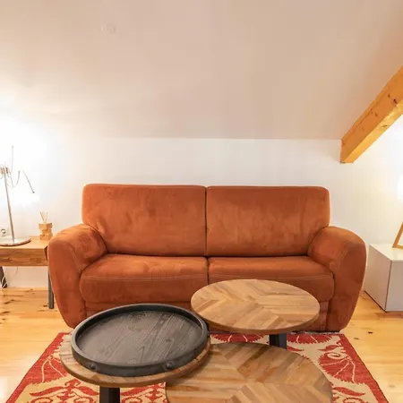 Tomas Loft Apartment