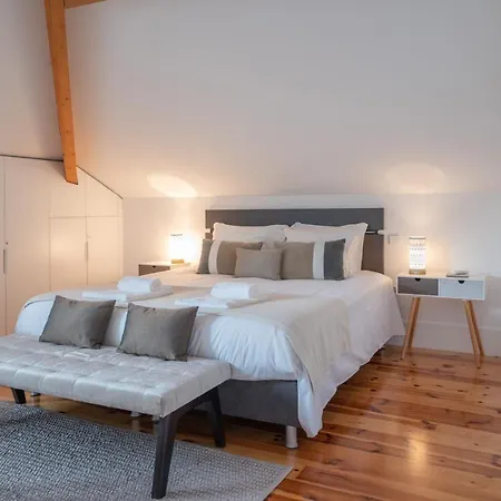 Tomas Loft Porto